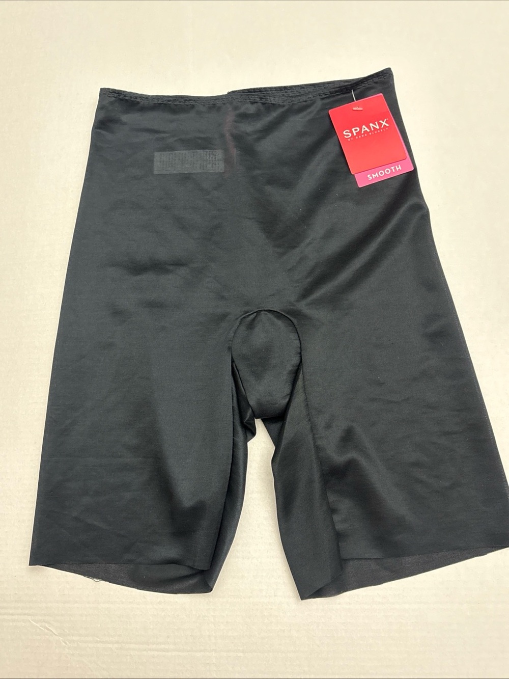 Spanx Mid Thigh Short Black Seamless Smooth Sz XS Shaping NEW